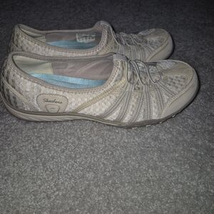 Skechers Women's Beige Slip-On Sneakers